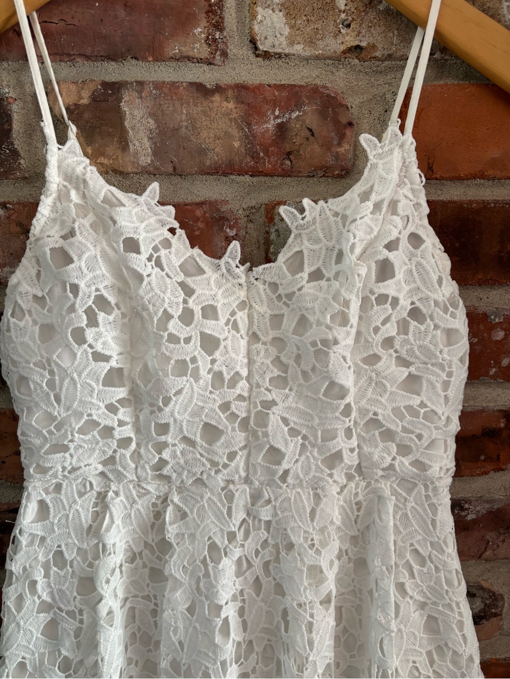 ASTR The Label White Lace Midi Dress, M - Picture 5 of 9